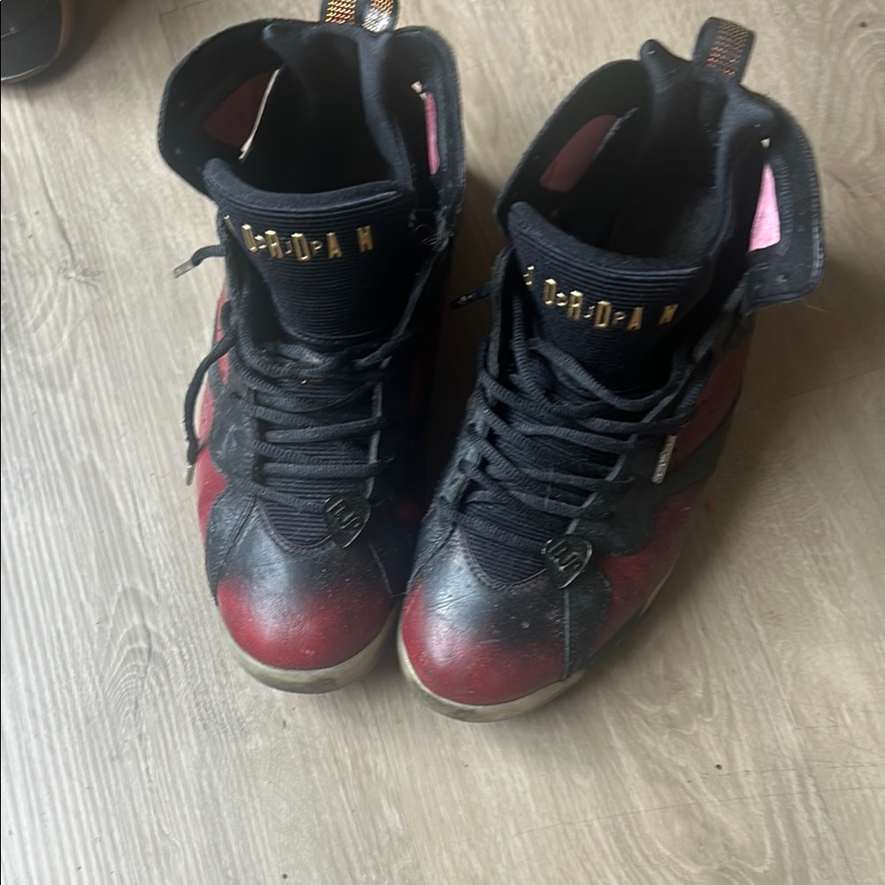 Air Jordan Black and Red Sneakers size 9.5 men